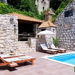 Villa Luciana *