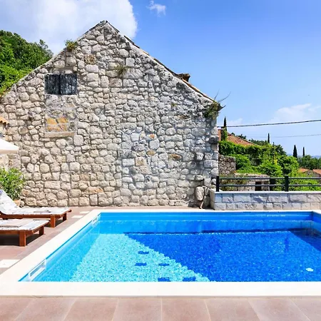 Luciana By Vintage Travel