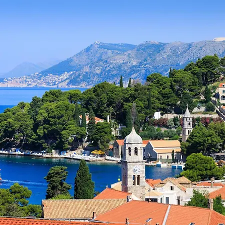 Luciana By Vintage Travel Vila