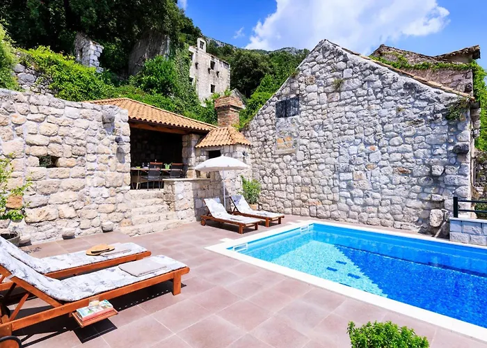 Vila Luciana By Vintage Travel *