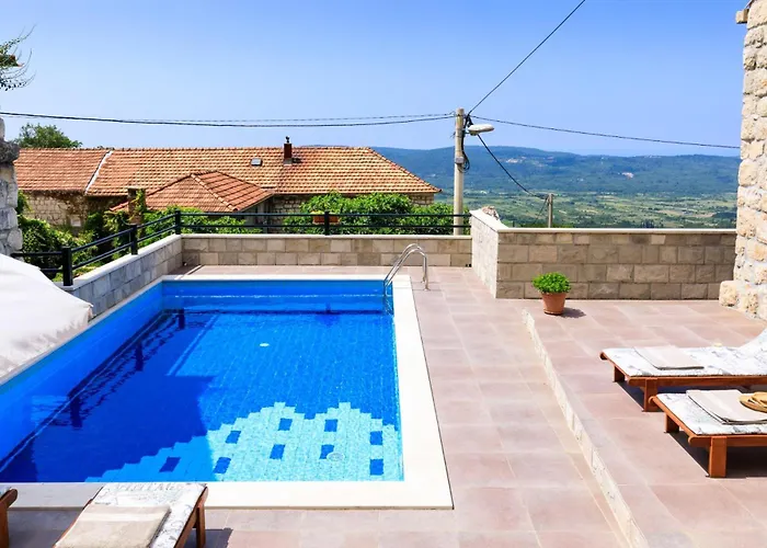 Luciana By Vintage Travel Vila *